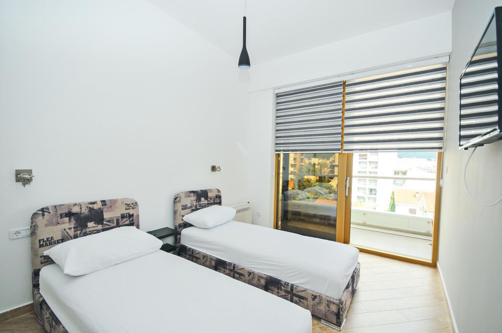 Sea Breeze Lux Apartments Будва Экстерьер фото