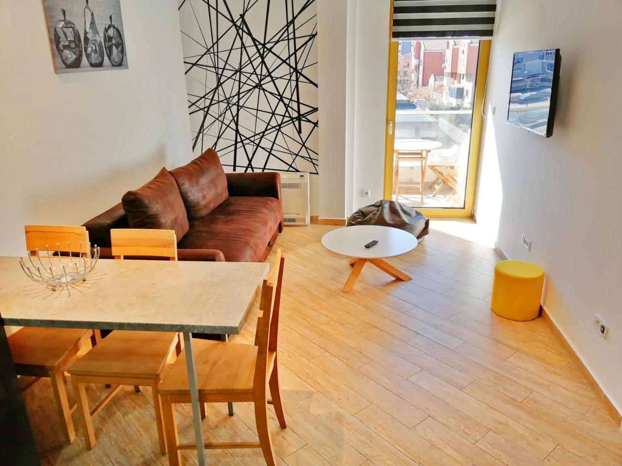 Sea Breeze Lux Apartments Будва Экстерьер фото