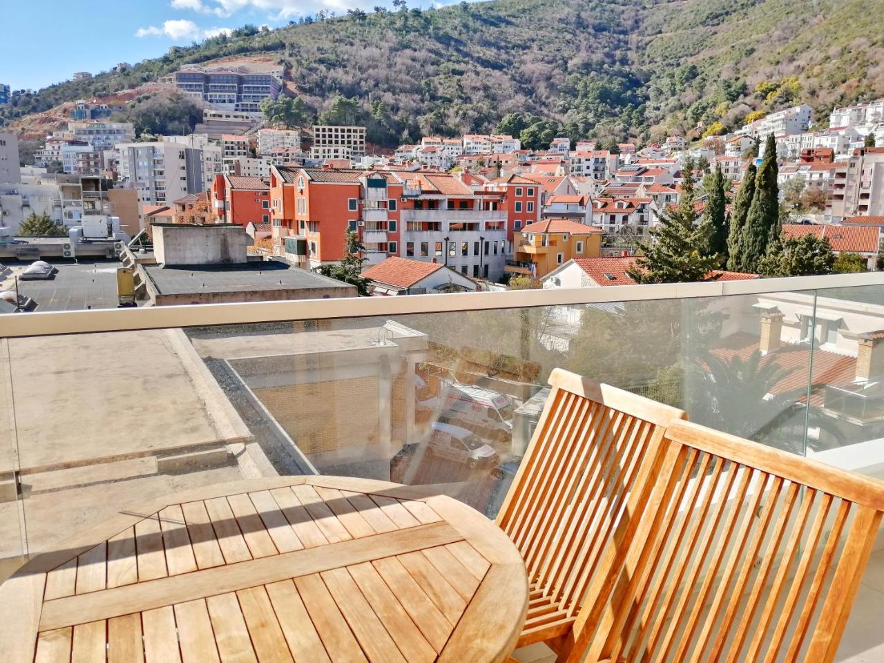 Sea Breeze Lux Apartments Будва Экстерьер фото
