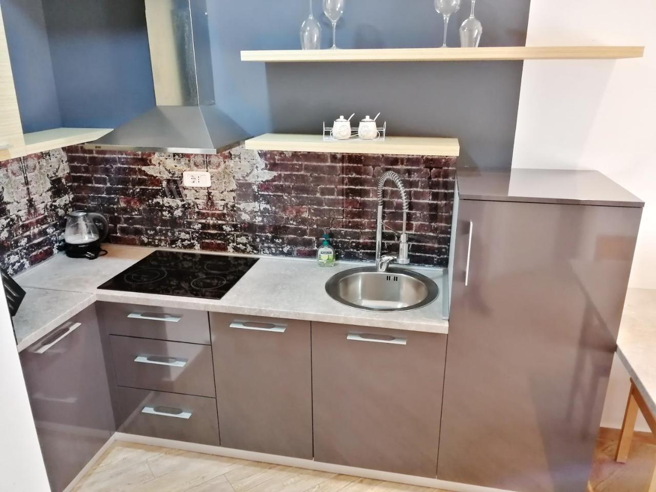 Sea Breeze Lux Apartments Будва Экстерьер фото
