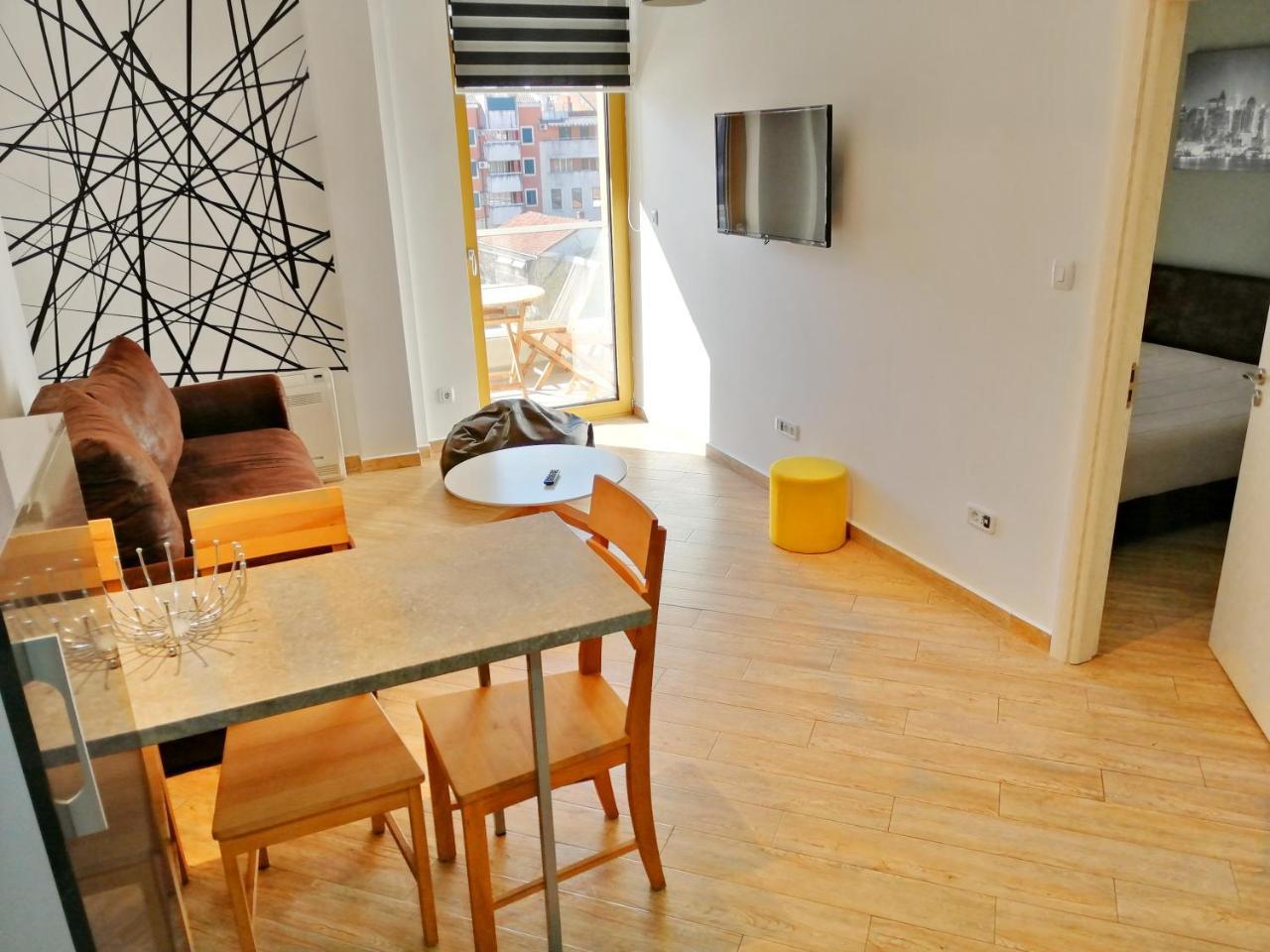 Sea Breeze Lux Apartments Будва Экстерьер фото